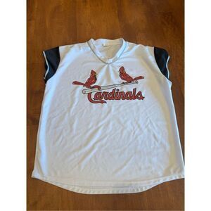 Woman’s St. Louis Cardinals jersey size extra large